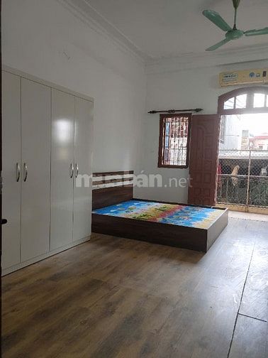 CCMN Phòng Trọ Gốc Đề, Khu Bách Kinh Xây.Dt 45m2,Ban Công Cửa Sổ Rộng 