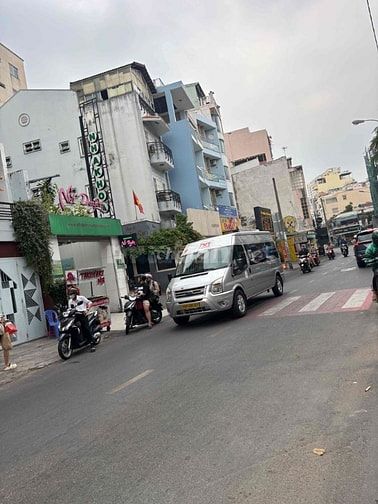 Nhà MT Trương Quốc Dung gần Nguyễn Văn Trỗi 4x15m gia chỉ 14,5 tỷ