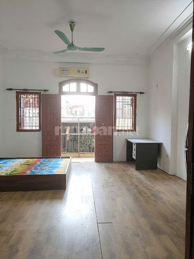 CCMN Phòng Trọ Gốc Đề, Khu Bách Kinh Xây.Dt 45m2,Ban Công Cửa Sổ Rộng 