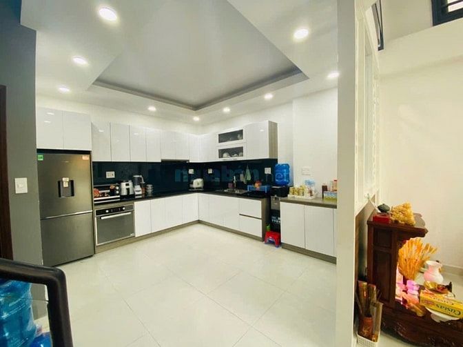 BÁN NHÀ ĐƯỜNG NHIÊU TỨ, Q. PHÚ NHUẬN 