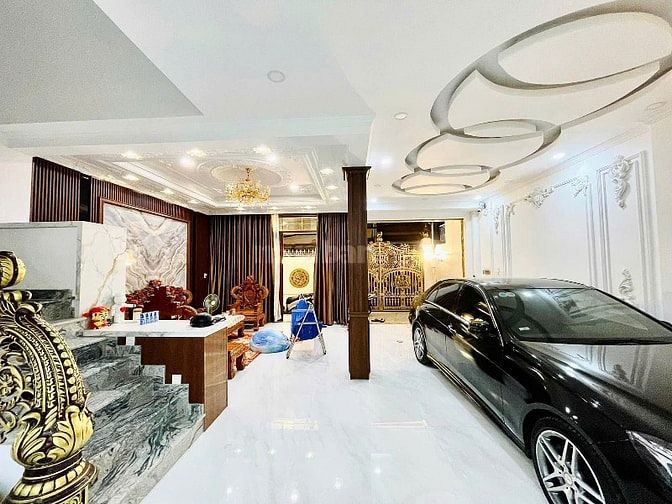 Bán biệt thự nghỉ dưỡng có hồ bơi 5 tầng thang máy 8x20 đường Âu Cơ 