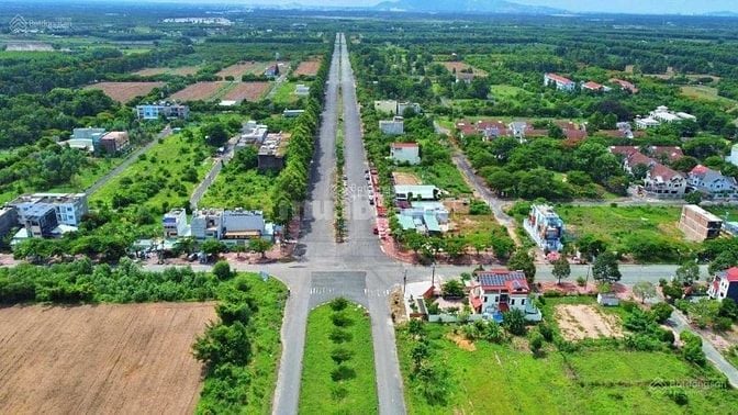 Cần tiền bán gấp 2 lô đất 1 sẹc Lê Hồng Phong, Nhơn Trạch Đồng Nai