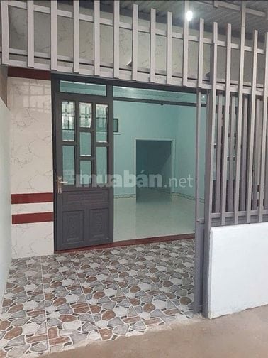 Bán căn nhà cấp 4 . DT 81m2 ở Hóc môn giá 720 triệu.