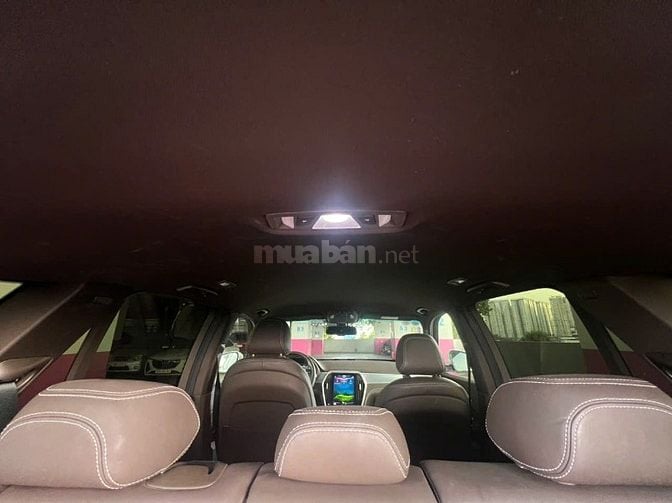 Bán xe Vinfast LUX SA20 TURBO 7 chỗ đời 2019, máy móc nguyên bản