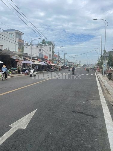 Bán đất gần Kenton note , cách MT Lê Văn Lương 100m DT: 6x16 .Giá:4,8T