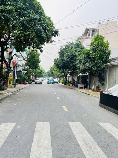 BÁN NHÀ - MT ĐƯỜNG LÊ SAO.DT 3,5X19M, 1 LẦU.GIÁ 7,39 TỶ - Q TÂN PHÚ