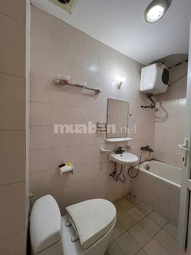 Cho thuê CC 80m2,2PN,2WC, Tòa C chung cư BQP, 120 Hoàng Quốc Việt