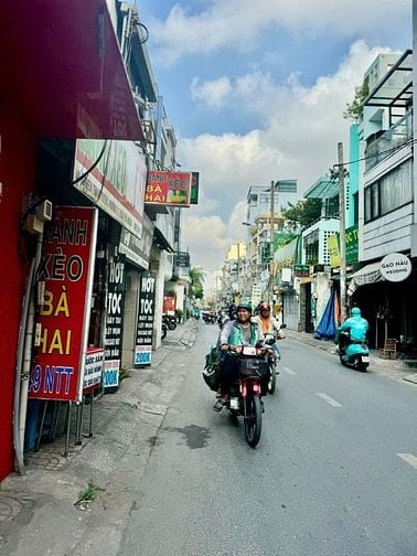 Cho thuê mặt bằng 45A Nguyễn Trọng Tuyển, Phường 8, Phú Nhuận