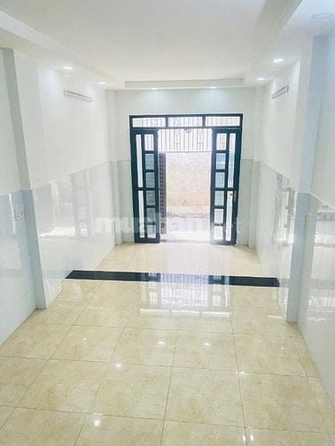 Nhà bán 4 tầng, gần MT, đường 904 Tạ Quang Bửu P5 Q8