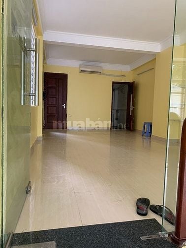 Cho thuê văn phòng tầng 1, diện tích 40m2, số 20 ngõ 112 Mễ Trì Thượng