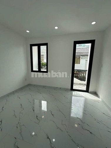 Bán nhà hẻm xe hơi đường Hoàng Bật Đạt, Tân Bình, DT 44m2/1,940 tỷ, SH