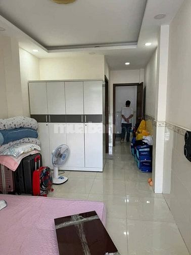 Bán gấp nhà Trần Văn Quang, p.10, Tân Bình. Giá 2,75 tỷ/60m2, hẻm 5m