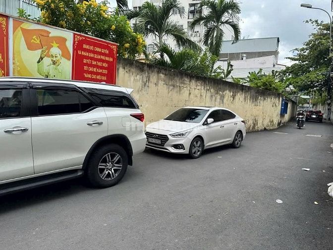 Hẻm xe Tải 7a/ Thành Thái. 5x12, 5 tầng , giá 13 tỷ còn 11,5 tỷ 