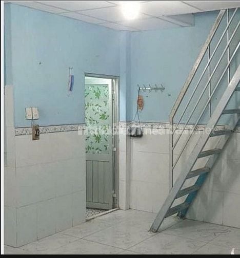 Cho thuê nhà nguyên căn 30m2, 2 toilet riêng. Đường Quang Trung F14 GV