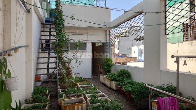 Bán nhanh nhà Ql13, gần bx miền đông 2,5 tấm giá cực mềm
