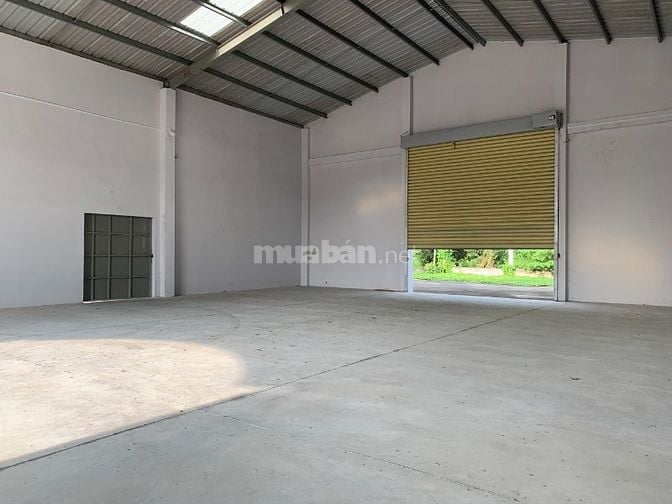 Chính chủ cho thuê xưỡng 1300m2 25tr