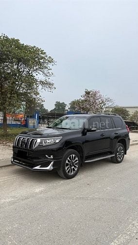 Bán Toyota Prado VX model 2022, sơn zin 99,99%.