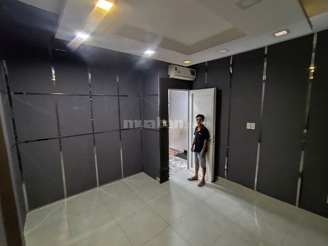 Thanh lý nhà , chủ nhà chuyển đi nơi khác ở