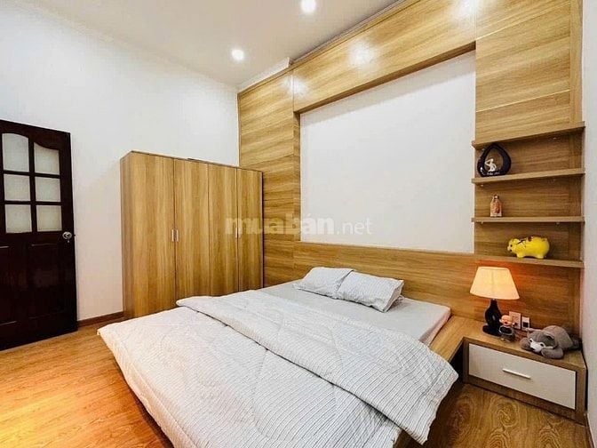 Cho thuê nhà nguyên Mặt tiền đường số 1 P13 Gav Giá 20tr tháng 