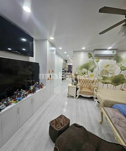 Bán Biệt thự VIP JAMONA, Q7, 180m2, 9m x 20m, 4 lầu chỉ 22,5 tỷ!