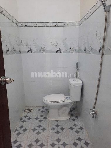 Chính chủ bán nhà mặt tiền Huỳnh Tấn Phát Nhà mới xây 6m x13,5m. Giá c