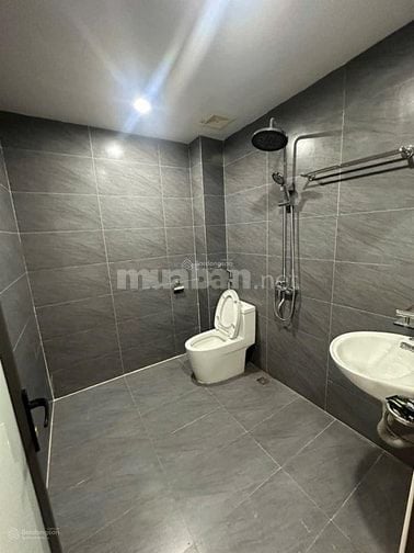 cần bán nhà ở Thái Thịnh, Trung Liệt, Đống Đa 50m2 5 tầng 7,5 tỷ