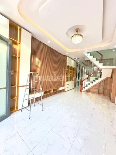 Cần bán căn nhà 132m2 ,sổ hồng riêng,công chứng sang tên liền