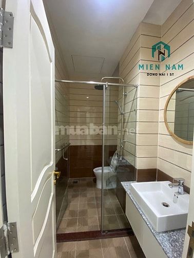 Cho THUÊ Nhà Đẹp 3 lầu 5 phòng 6wc liên kế Khu dân cư cao cấp Trung Tâ