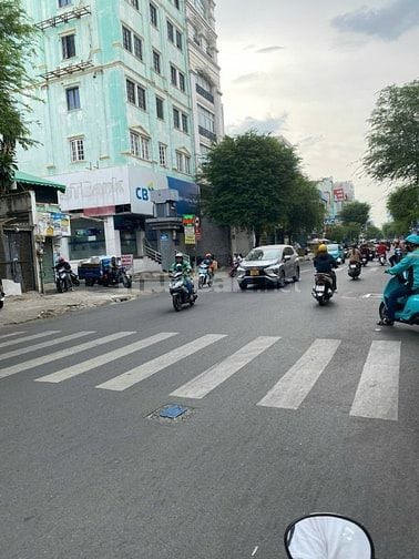 Bán nhà MT hoàng hoa thám, ngày cửa ngõ nhà ga t3 dt 4x25m 1 lầu st