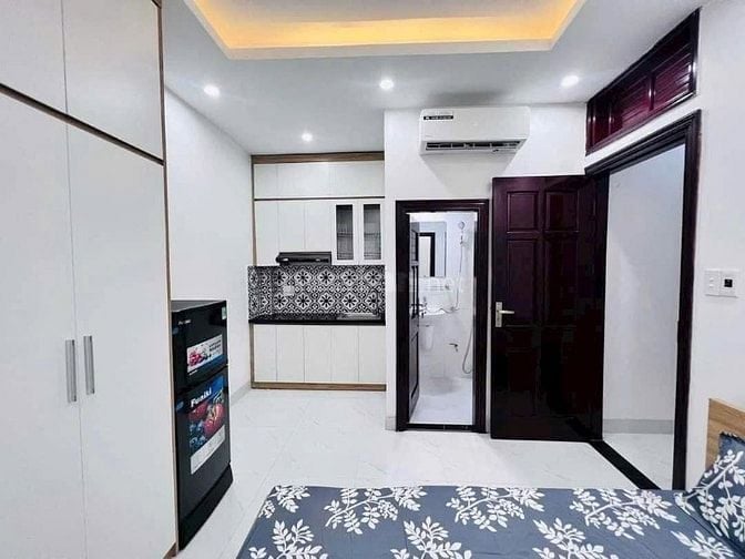 Bán nhà-Láng- KD cho thuê-Gần phố-6t x 9 phòng kk-DT 42m2- Nhỉnh 9 tỷ