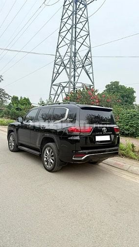 Bán Land Cruiser LC300, sản xuất 2021.