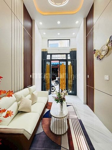 Nhà tuyệt đẹp CAO CẤP 2 lầu, hẻm Phạm Văn Bạch, P15, Q.Tân Bình.