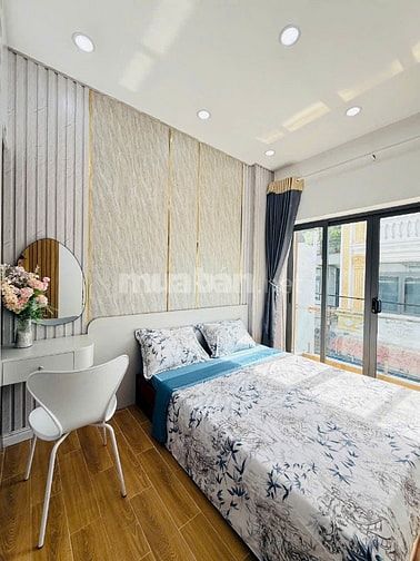 Nhà tuyệt đẹp CAO CẤP 2 lầu, hẻm Phạm Văn Bạch, P15, Q.Tân Bình.