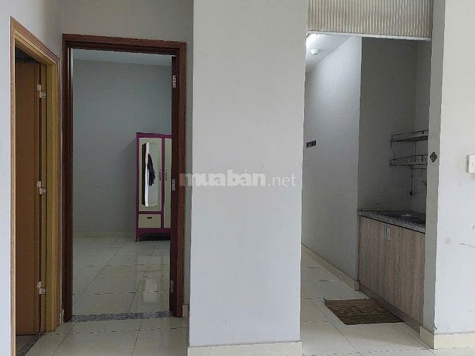 Cho thuê căn hộ 2 PN, 2WC, diện tích: 68m2, nhà trống vào ở liền.