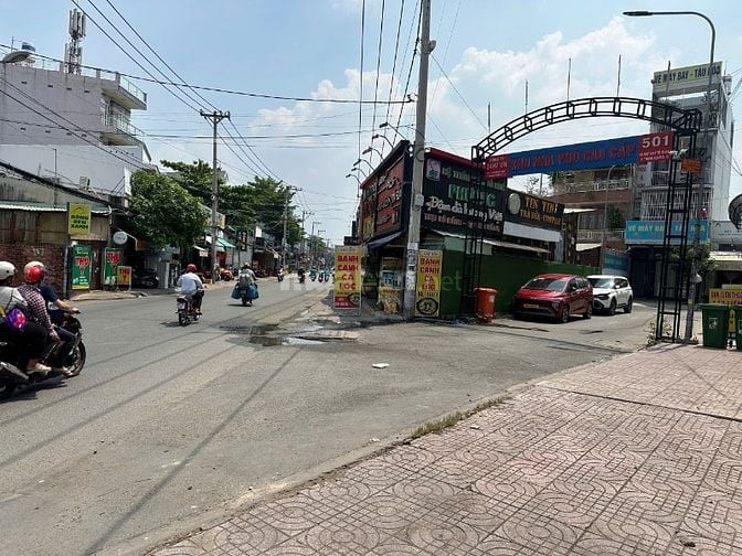Bán đất 2 mặt tiền Hà Huy Giáp Quận 12