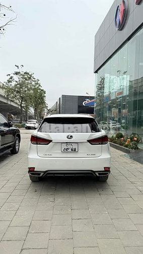 Bán Lexus RX300 sản xuất 2021, xe đi 2 vạn km cực mới.