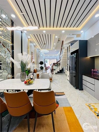 BÁN NHÀ HƯNG PHÚ, QUẬN 8 dt 60m2 Ngang 5 Dài 12. Xe hơi thông / 2tỷ990