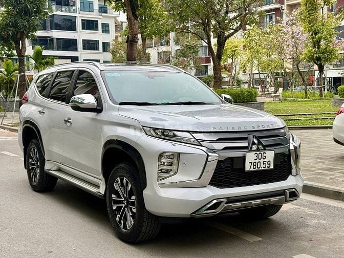 Bán xe Mitsubishi Pajero,7 chỗ, Máy Dầu 