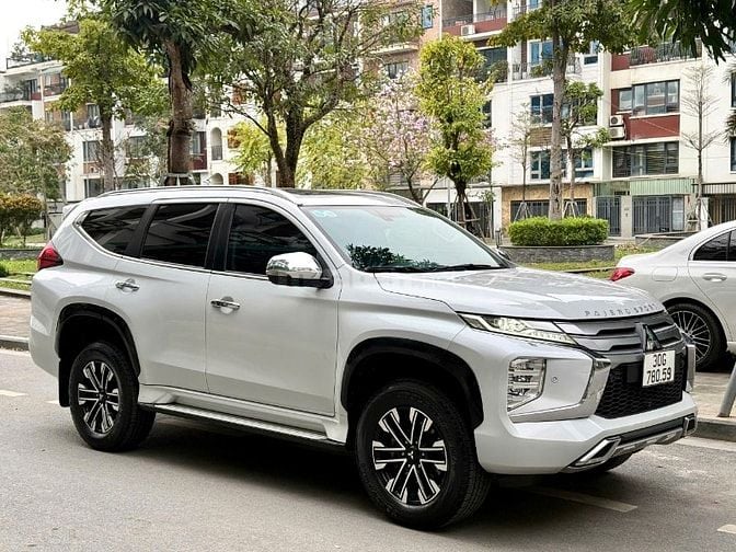 Bán xe Mitsubishi Pajero,7 chỗ, Máy Dầu 