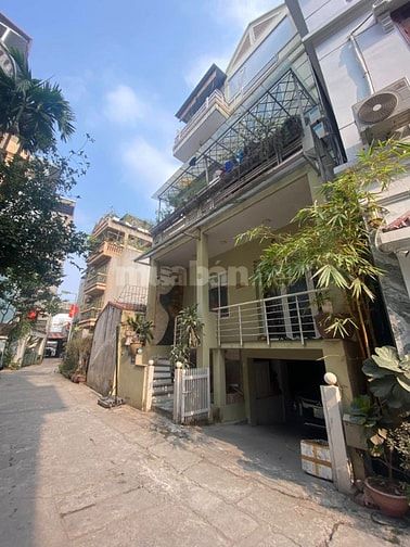 Bán nhà đường Cầu Giấy - mặt tiền 7,5m - 92m2 - 2x tỷ