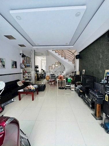 Bán nhà MT nhựa Võ Thị Hồi -Xuân Thới Đông-SHR giá 1ty690 - DT 68m2