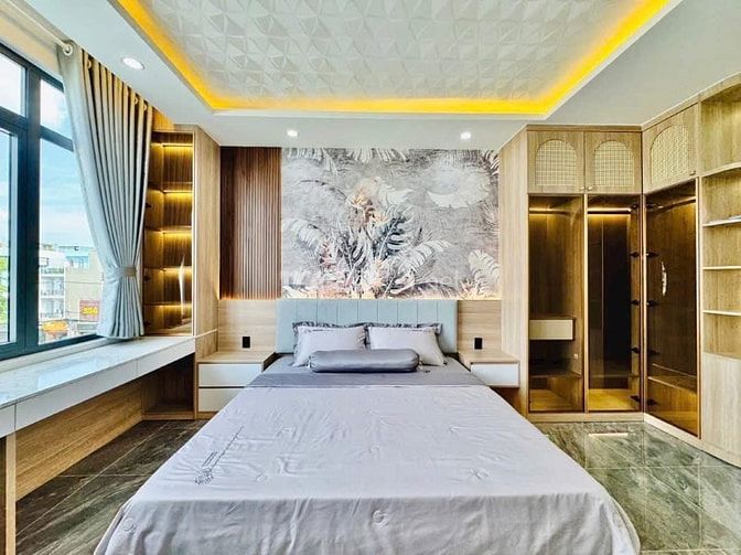 Đi nước ngoài định cư bán gấp nhà ở đường Lý Thường Kiệt, phường 14, q