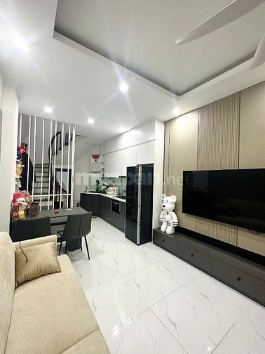 SIÊU PHẨM PHÂN LÔ-SÁT Ô TÔ TRÁNH-32m 7,1 TỶ