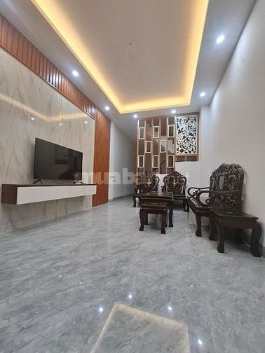  CỰC GẤP-HOÀNG MAI NGÕ THÔNG- Ô TÔ ĐỖ CỬA-34m 7,68 tỏi