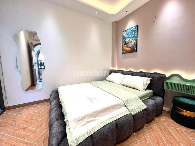 Mở bán cặp siêu phẩm 2 lầu + ST tuyệt đẹp CAO CẤP, hẻm xe hơi Nguyễn P