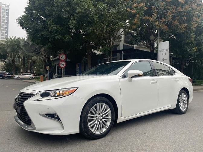 Lexus ES250 2017 mới nhất Việt Nam