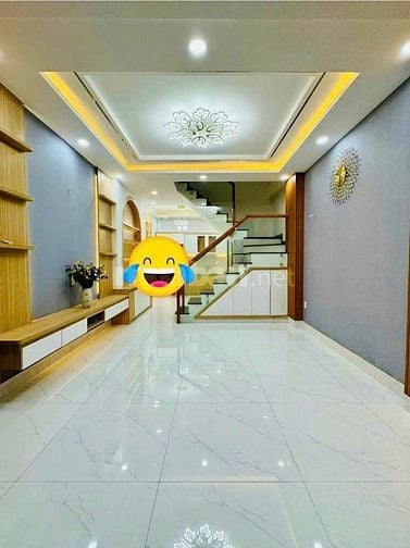 Bán căn 66,7m2 giá 10 tỷ 250 triệu đường Trường Sa , P12, Quận 3