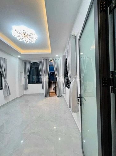 Bán gấp nhà Nguyễn Gia Trí, P25, Bình Thạnh 60m2, Hẻm 5m SHR