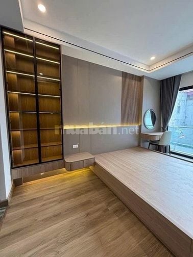 Bán nhà đẹp tại ngõ 71 Phường Việt Hưng - Long Biên, chỉ hơn 5 tỷ