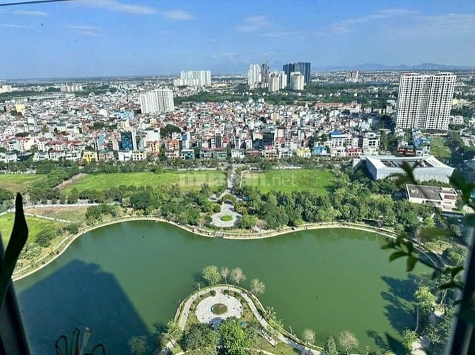 Cần bán CHCC ngoại giao đoàn, SĐ95m2 góc ĐN: 3PN,2VS, view hồ Tây.